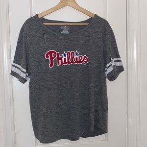 Gray Authentic Phillies T-shirt. Woman’s XL